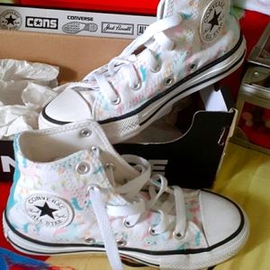 Unicorns Converse